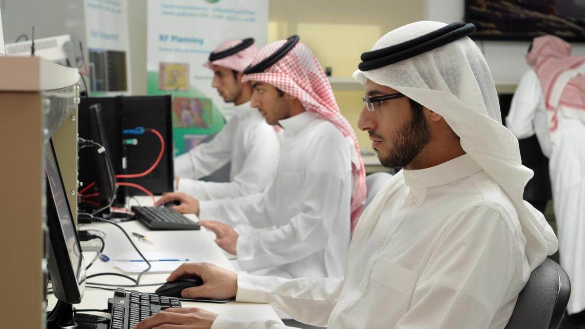 साउदी अरबमा आजदेखि सरकारी कार्यालय खुल्ने