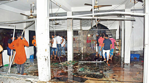 बंगलादेशको मस्जिदमा एसी विस्फोट हुँदा १२ को मृत्यु